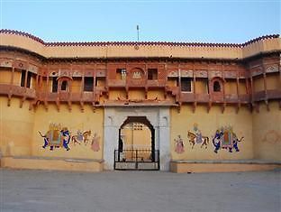 Chānod Hotel Chanoud Garh المظهر الخارجي الصورة